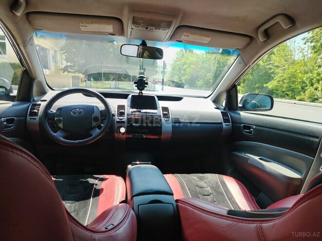 Toyota Prius-10
