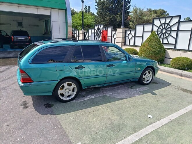 Mercedes C 180-7