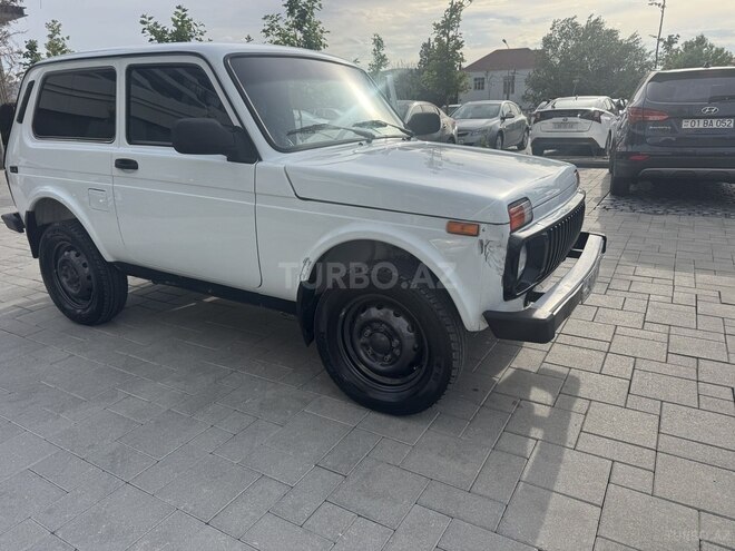 LADA (VAZ) Niva-2