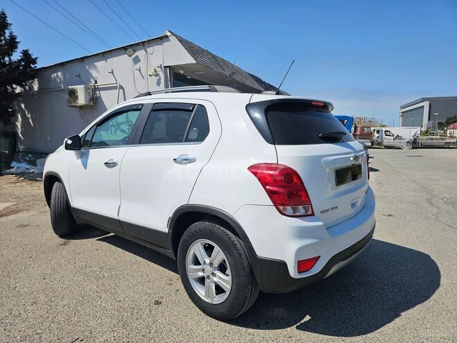 Chevrolet Trax-8