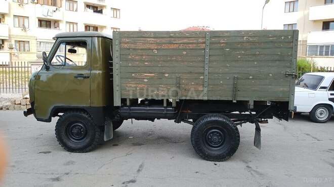 UAZ 3303-5