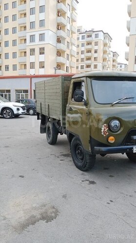 UAZ 3303-4