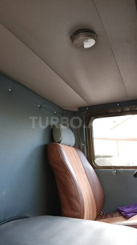 UAZ 3303-9