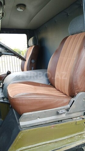 UAZ 3303-10