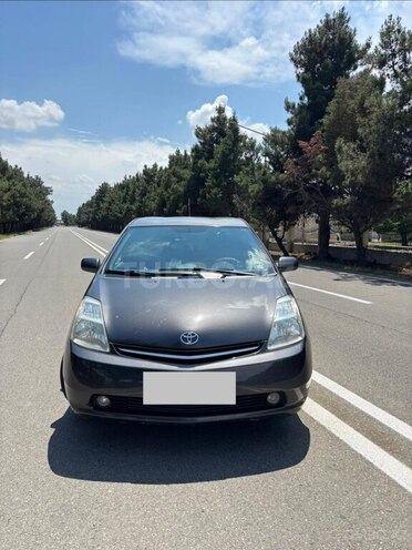 Toyota Prius-1