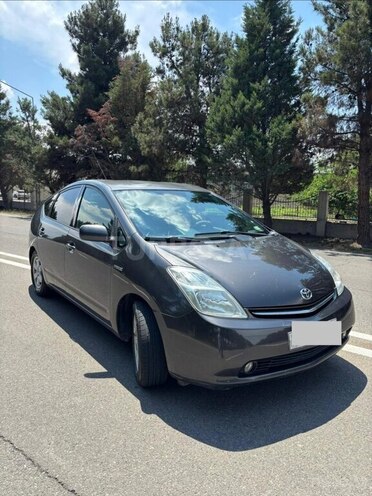 Toyota Prius-9