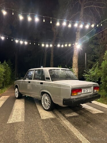 LADA (VAZ) 2107-5