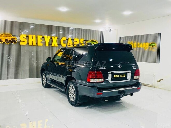 Lexus LX 470-9