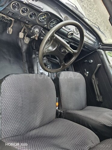 LADA (VAZ) 2106-6