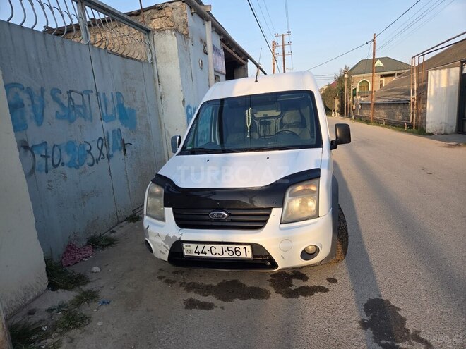 Ford Tourneo Connect-1