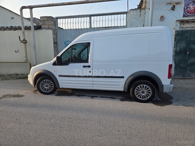Ford Tourneo Connect-4