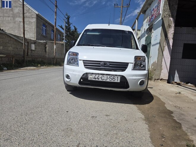 Ford Tourneo Connect-9