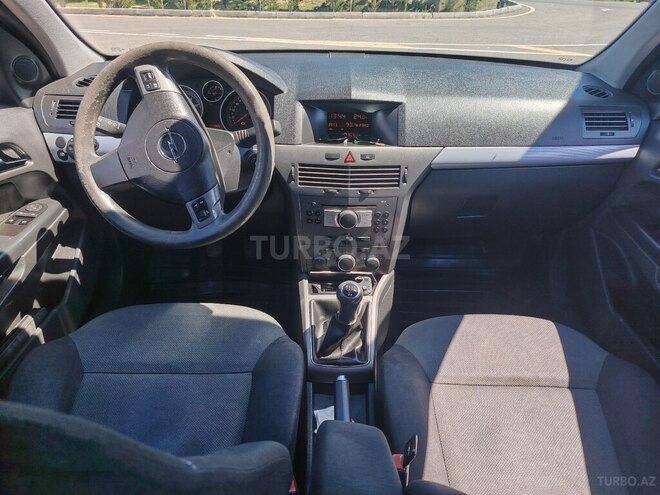 Opel Astra-8