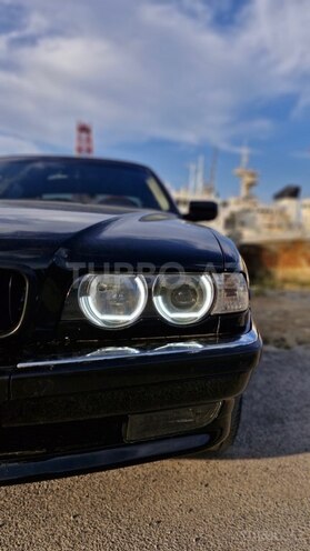 BMW 728-11