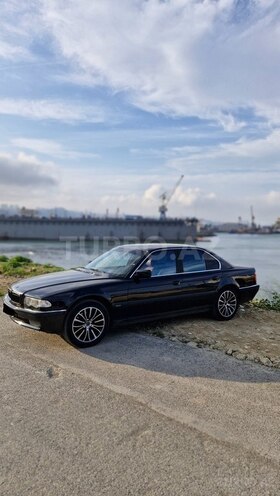 BMW 728-3