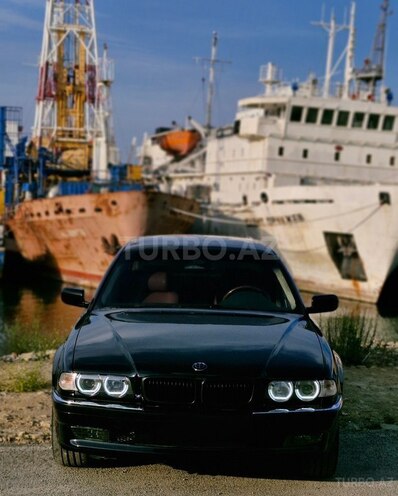BMW 728-1