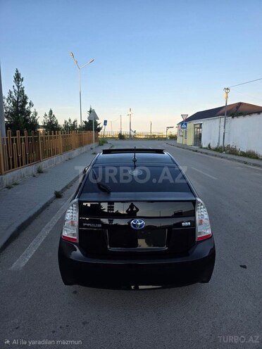 Toyota Prius-9
