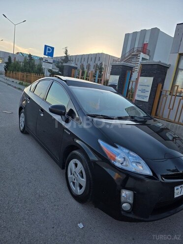 Toyota Prius-6