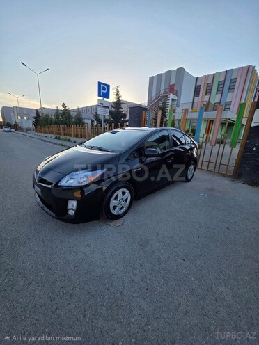 Toyota Prius-2