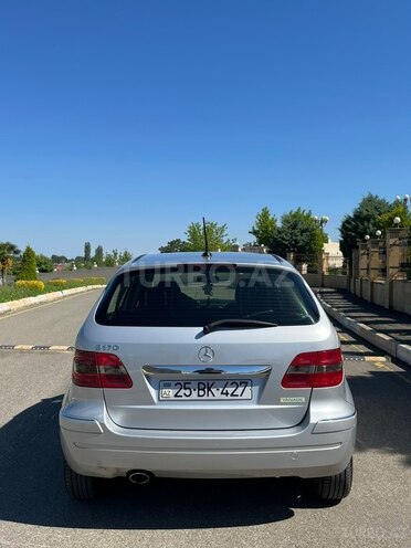 Mercedes B 170-10