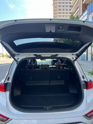 Hyundai Santa Fe-15