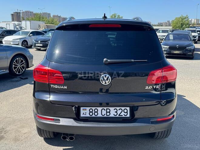Volkswagen Tiguan-5