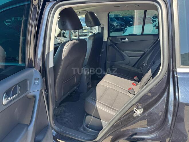 Volkswagen Tiguan-14