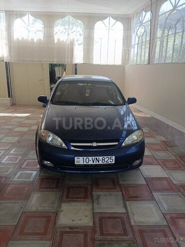 Chevrolet Lacetti-1