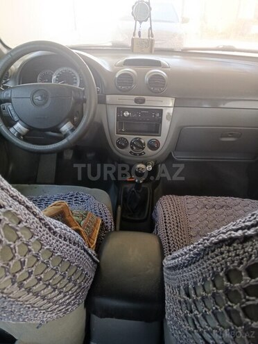 Chevrolet Lacetti-5