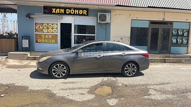Hyundai Sonata-3