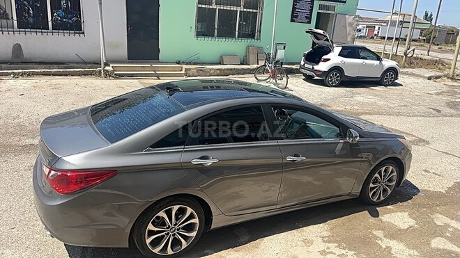 Hyundai Sonata-7