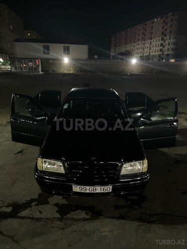 Mercedes C 240-3