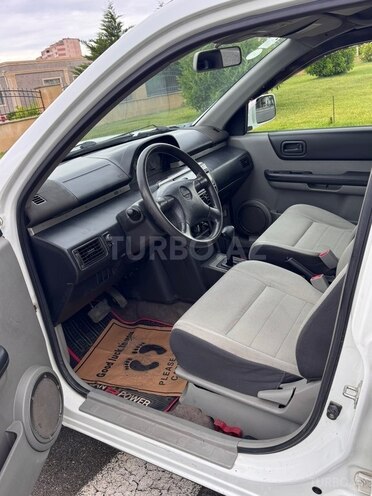 Nissan X-Trail-12