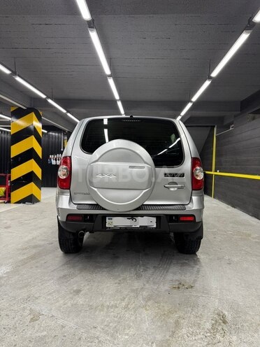 Chevrolet Niva-2