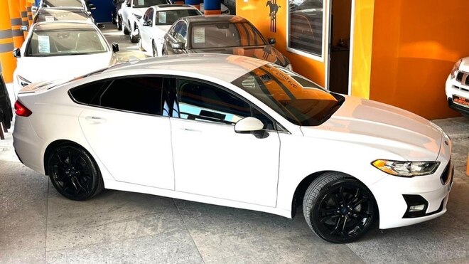 Ford Fusion (North America)-6