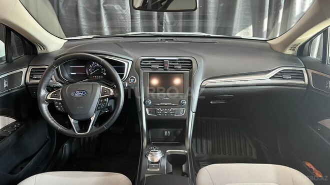 Ford Fusion (North America)-15