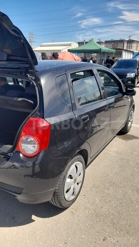 Chevrolet Aveo-3