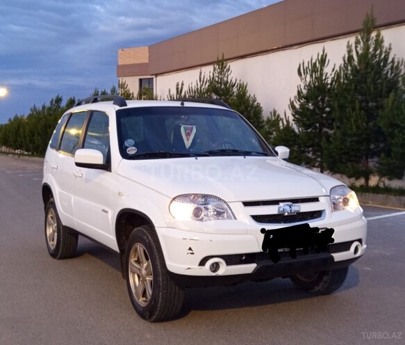 Chevrolet Niva-7