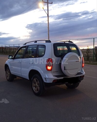 Chevrolet Niva-3