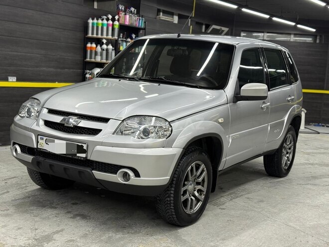 Chevrolet Niva-10