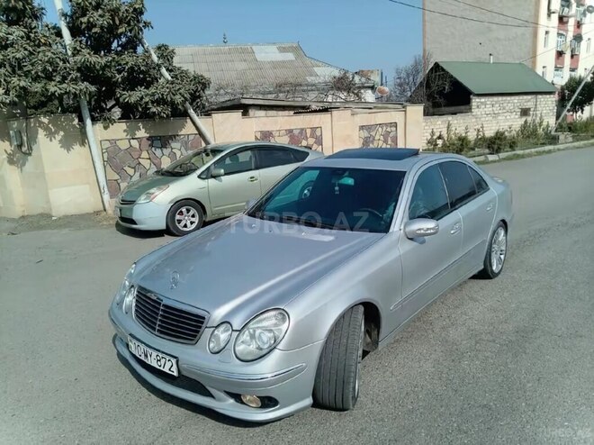 Mercedes E 320 4MATIC-8