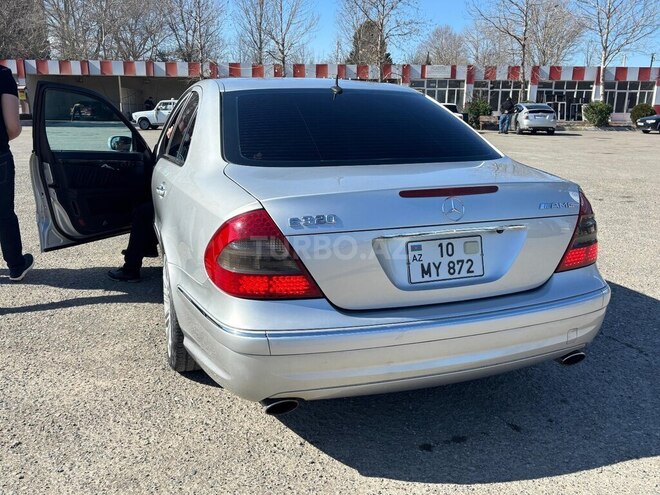 Mercedes E 320 4MATIC-15