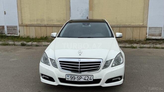 Mercedes E 250-1