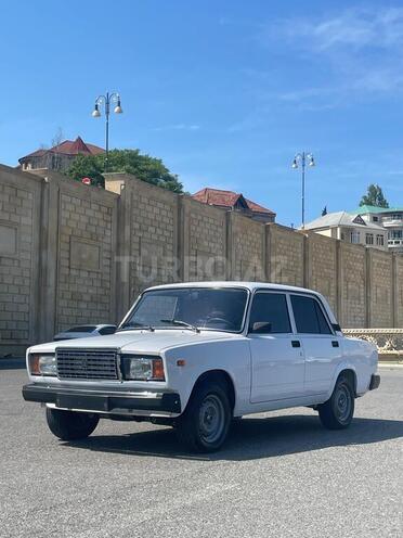 LADA (VAZ) 2107-2