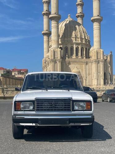 LADA (VAZ) 2107-1