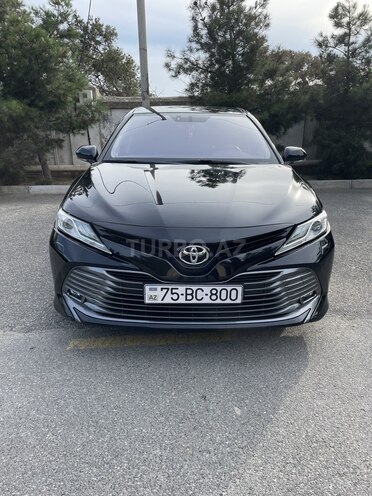 Toyota Camry-1