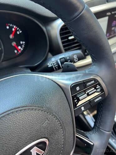 Kia Sorento-10
