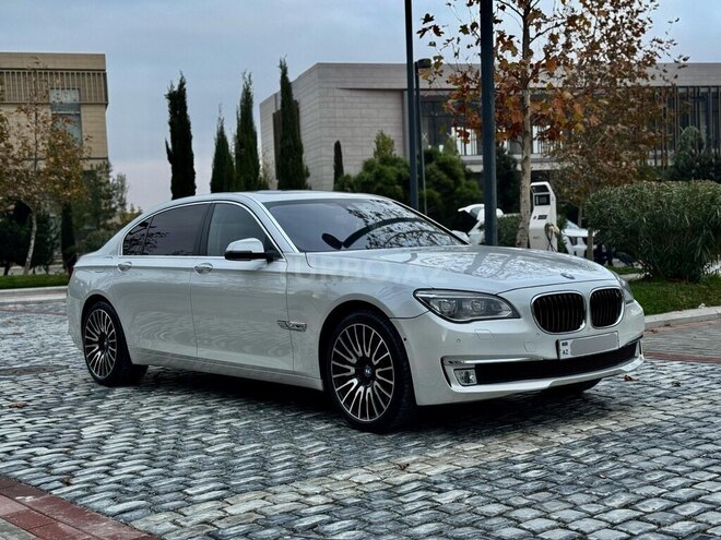 BMW 750-1