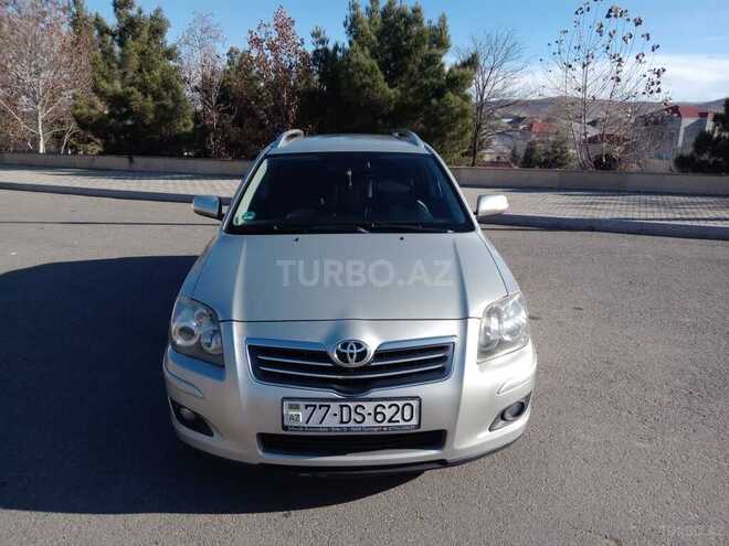 Toyota Avensis-1