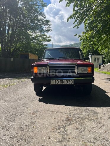 LADA (VAZ) 2107-1
